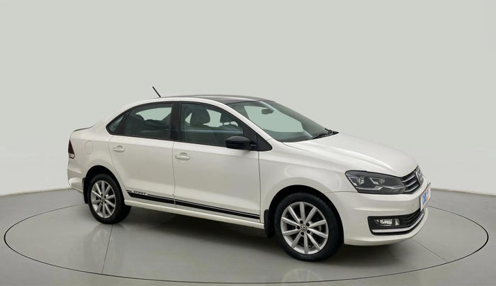 2018 Volkswagen Vento HIGHLINE PLUS 1.5 AT 16 ALLOY, Diesel, Automatic, 1,16,247 km, Right Front Diagonal