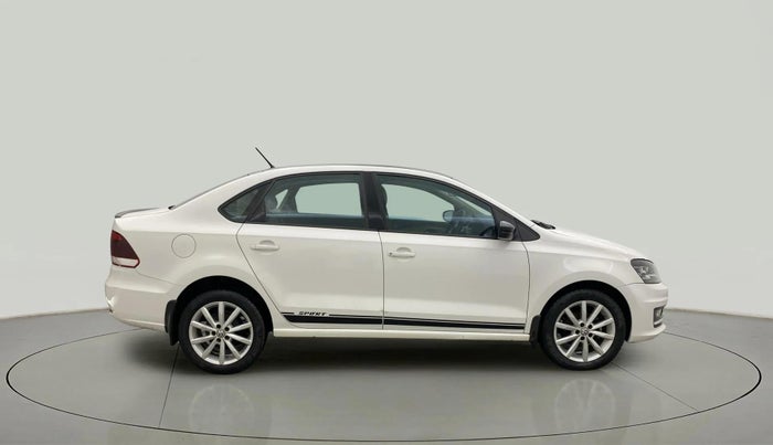 2018 Volkswagen Vento HIGHLINE PLUS 1.5 AT 16 ALLOY, Diesel, Automatic, 1,16,247 km, Right Side View