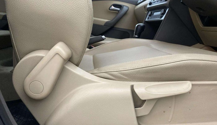 2018 Volkswagen Vento HIGHLINE PLUS 1.5 AT 16 ALLOY, Diesel, Automatic, 1,16,247 km, Driver Side Adjustment Panel