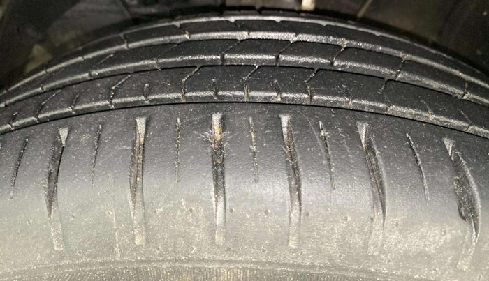 2019 Maruti Baleno ALPHA CVT PETROL 1.2, Petrol, Automatic, 9,211 km, Left Front Tyre Tread