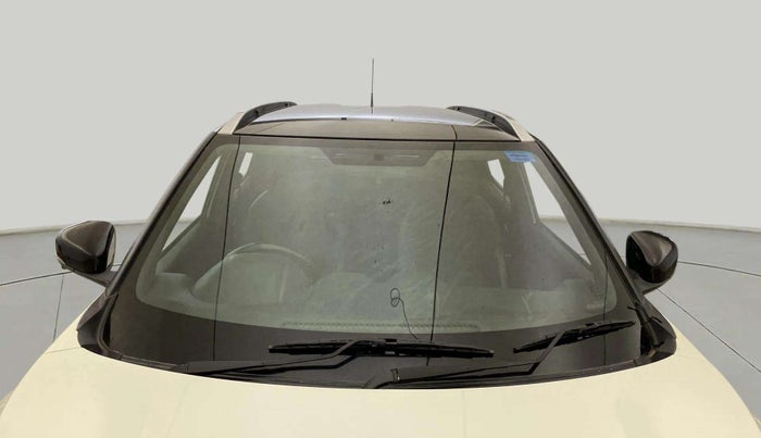 2021 Nissan MAGNITE XV PREMIUM TURBO CVT DUAL TONE, Petrol, Automatic, 42,025 km, Front Windshield