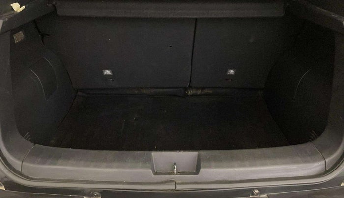2021 Nissan MAGNITE XV PREMIUM TURBO CVT DUAL TONE, Petrol, Automatic, 42,025 km, Boot Open Zoomed View