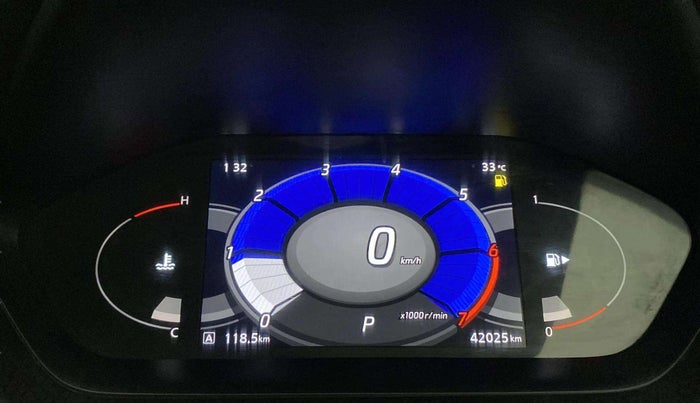 2021 Nissan MAGNITE XV PREMIUM TURBO CVT DUAL TONE, Petrol, Automatic, 42,025 km, Odometer Image