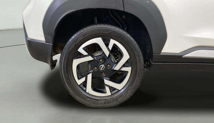 2021 Nissan MAGNITE XV PREMIUM TURBO CVT DUAL TONE, Petrol, Automatic, 42,025 km, Right Rear Wheel