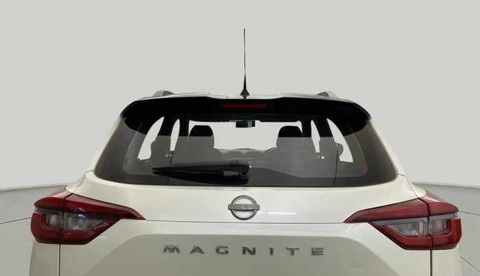 2021 Nissan MAGNITE XV PREMIUM TURBO CVT DUAL TONE, Petrol, Automatic, 42,025 km, Rear Windshield