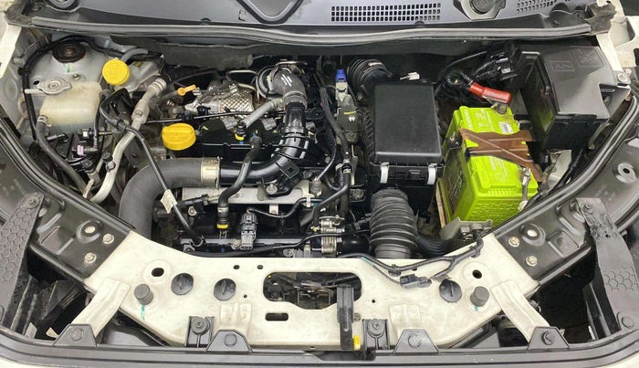 2021 Nissan MAGNITE XV PREMIUM TURBO CVT DUAL TONE, Petrol, Automatic, 42,025 km, Engine View