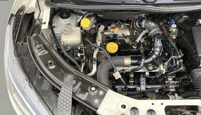 2021 Nissan MAGNITE XV PREMIUM TURBO CVT DUAL TONE, Petrol, Automatic, 42,025 km, Engine View - Right