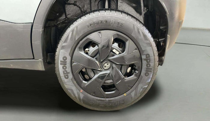 2022 Tata PUNCH ADVENTURE MT, Petrol, Manual, 55,076 km, Left Rear Wheel
