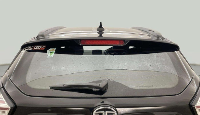 2022 Tata NEXON XZA PLUS (PREMIUM) PETROL DARK EDITION, Petrol, Automatic, 34,060 km, Rear Windshield