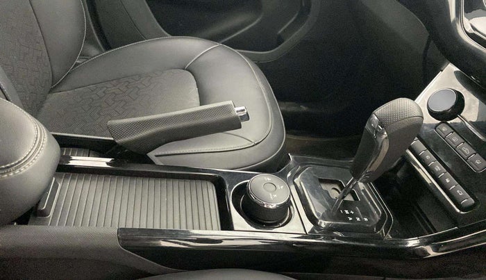 2022 Tata NEXON XZA PLUS (PREMIUM) PETROL DARK EDITION, Petrol, Automatic, 34,060 km, Gear Lever