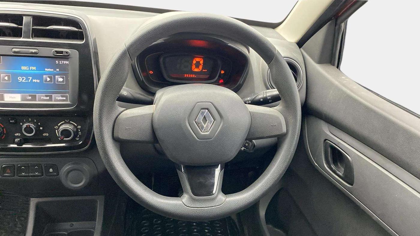 2015 Renault Kwid RXT 0.8, Petrol, Manual, 35,841 km, Steering Wheel Close Up