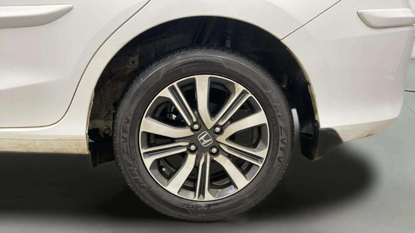 2023 Honda Amaze 1.2L I-VTEC VX CVT, Petrol, Automatic, 25,479 km, Left Rear Wheel