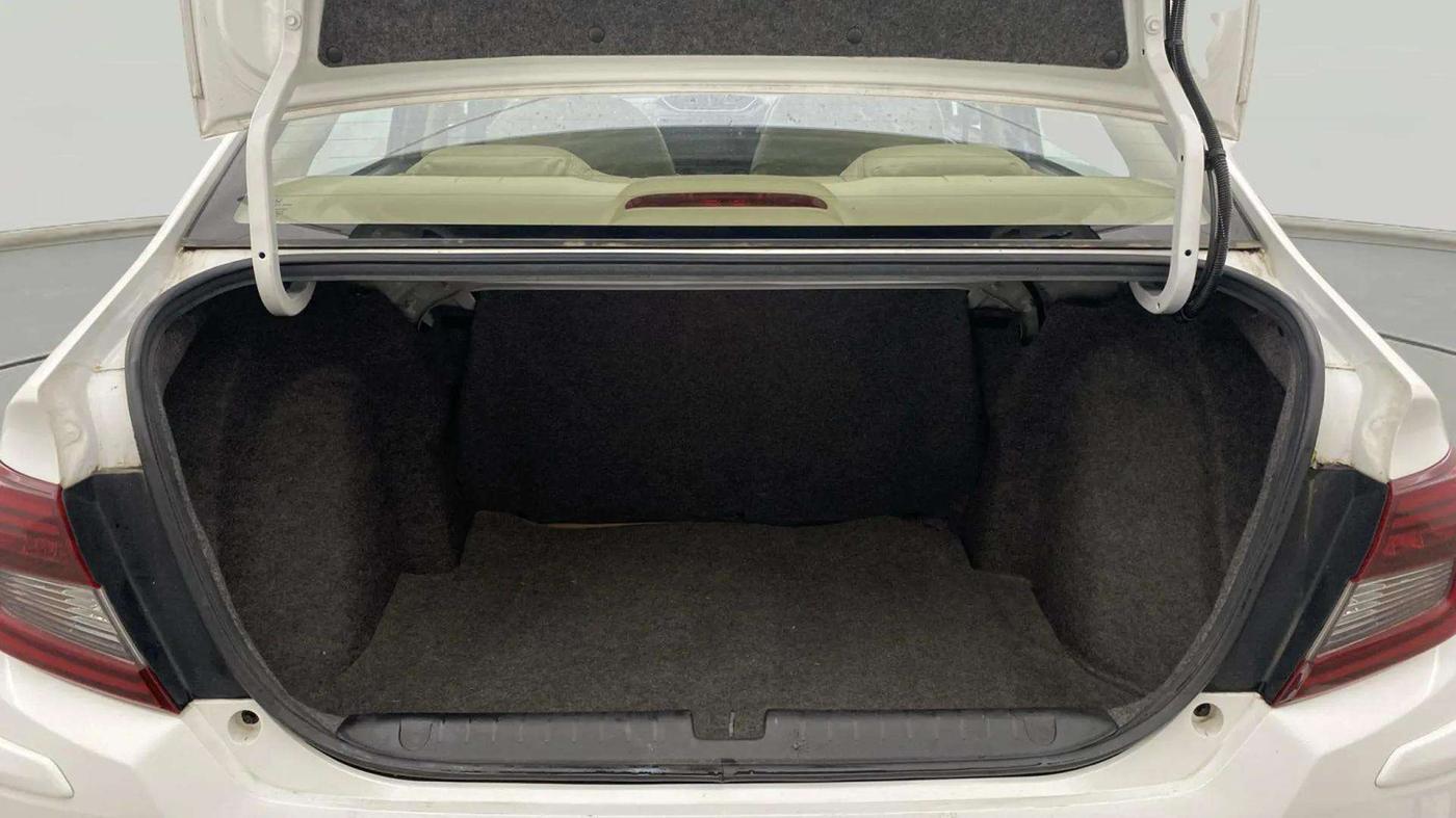 2023 Honda Amaze 1.2L I-VTEC VX CVT, Petrol, Automatic, 25,479 km, Boot Inside