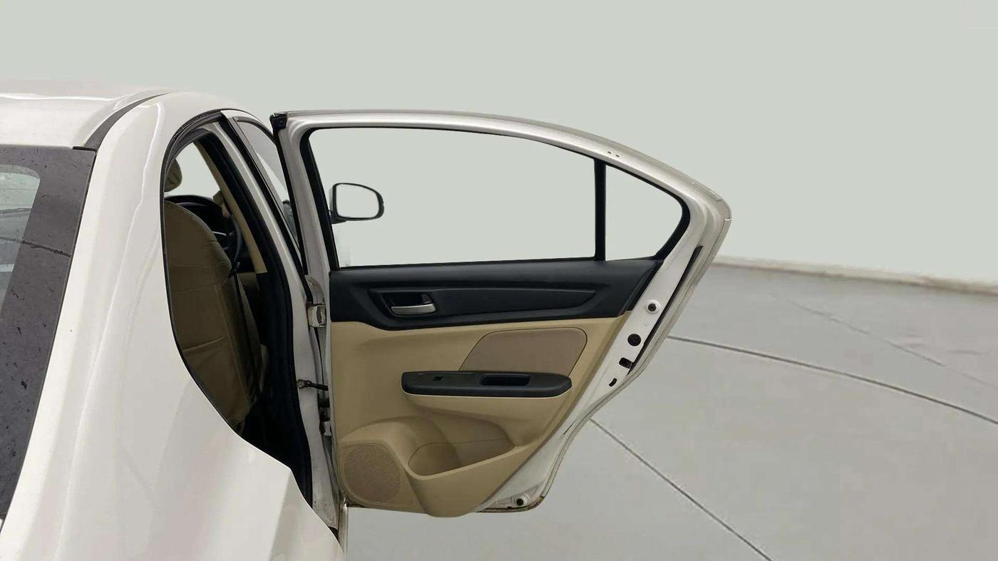 2023 Honda Amaze 1.2L I-VTEC VX CVT, Petrol, Automatic, 25,479 km, RHS Rear Door