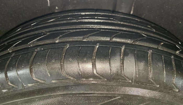 2014 Ford Ecosport TITANIUM 1.5L PETROL, Petrol, Manual, 48,964 km, Left Rear Tyre Tread