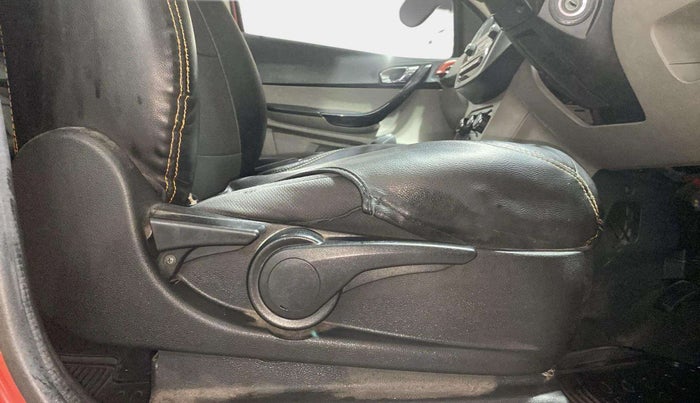 2017 Tata Tiago XZ PETROL, Petrol, Manual, 76,990 km, Driver Side Adjustment Panel
