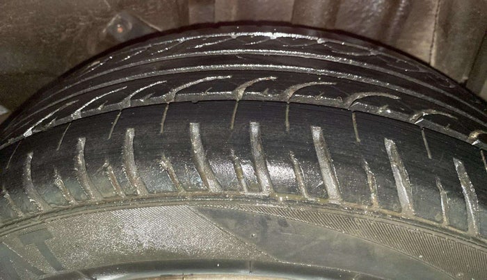 2017 Tata Tiago XZ PETROL, Petrol, Manual, 76,990 km, Left Rear Tyre Tread