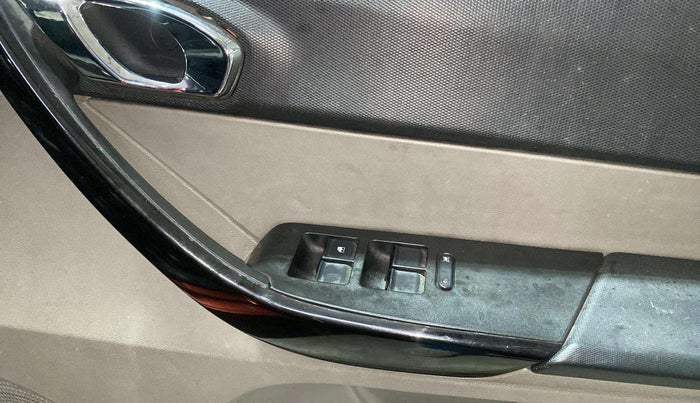 2017 Tata Tiago XZ PETROL, Petrol, Manual, 76,990 km, Driver Side Door Panels Control