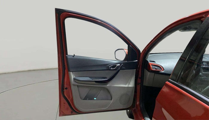 2017 Tata Tiago XZ PETROL, Petrol, Manual, 76,990 km, LHS Front Door