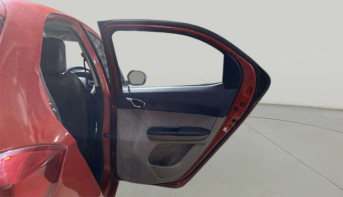 2017 Tata Tiago XZ PETROL, Petrol, Manual, 76,990 km, RHS Rear Door