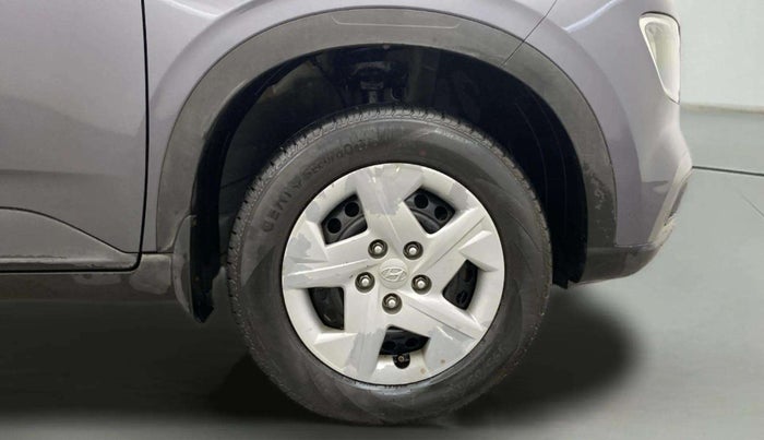 2019 Hyundai VENUE S 1.2, Petrol, Manual, 69,289 km, Right Front Wheel