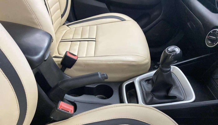 2019 Hyundai VENUE S 1.2, Petrol, Manual, 69,289 km, Gear Lever