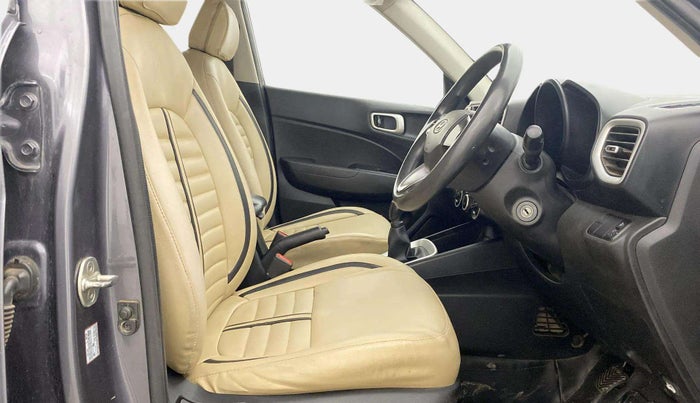 2019 Hyundai VENUE S 1.2, Petrol, Manual, 69,289 km, Right Side Front Door Cabin