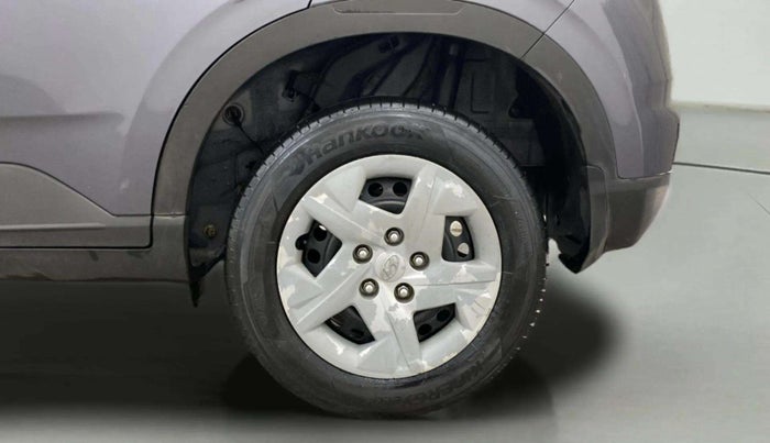 2019 Hyundai VENUE S 1.2, Petrol, Manual, 69,289 km, Left Rear Wheel