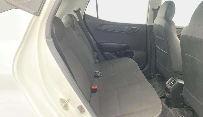2020 Hyundai GRAND I10 NIOS SPORTZ 1.2 KAPPA VTVT DUAL TONE, Petrol, Manual, 38,588 km, Right Side Rear Door Cabin