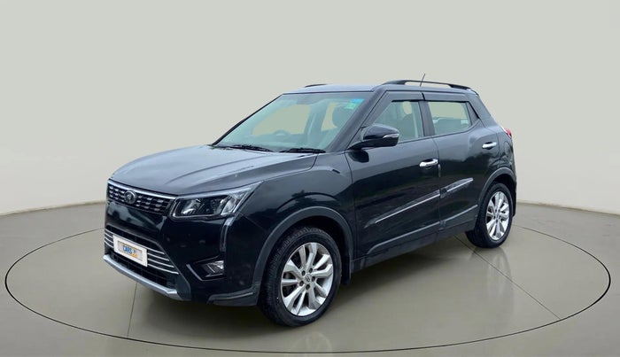 2020 Mahindra XUV300 W8 1.2 PETROL, Petrol, Manual, 46,537 km, Left Front Diagonal