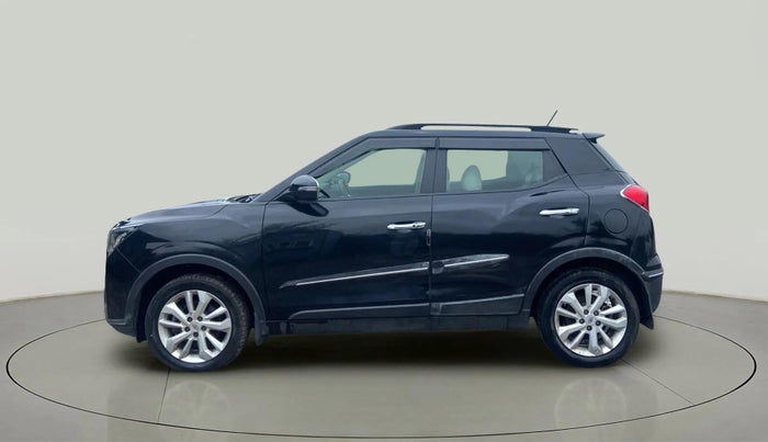 2020 Mahindra XUV300 W8 1.2 PETROL, Petrol, Manual, 46,537 km, Left Side