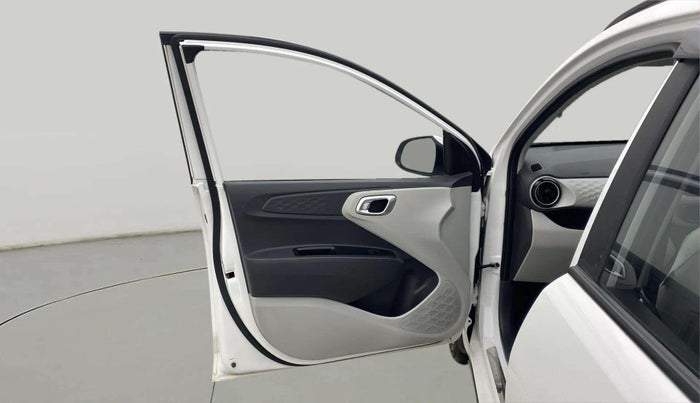 2024 Hyundai GRAND I10 NIOS SPORTZ AMT 1.2 KAPPA VTVT, Petrol, Automatic, 13,073 km, LHS Front Door