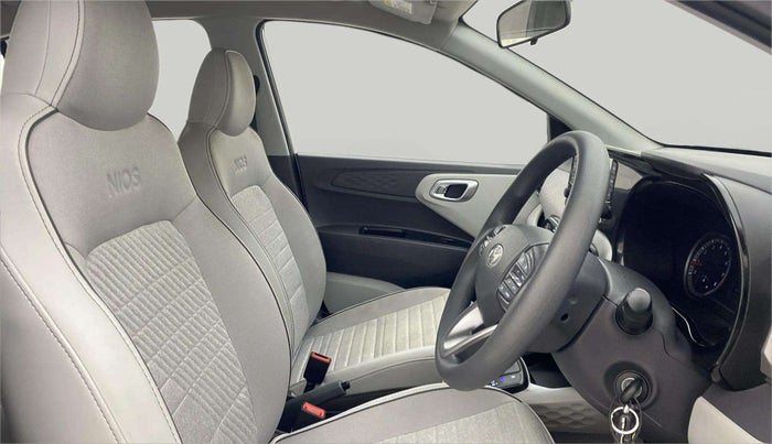 2024 Hyundai GRAND I10 NIOS SPORTZ AMT 1.2 KAPPA VTVT, Petrol, Automatic, 13,073 km, Right Side Front Door Cabin