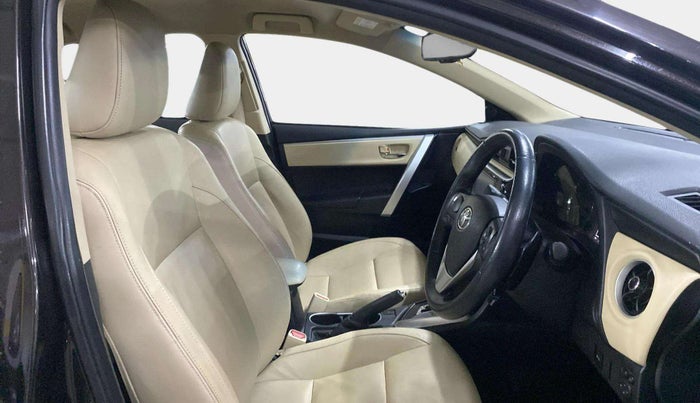 2018 Toyota Corolla Altis VL CVT PETROL, Petrol, Automatic, 52,020 km, Right Side Front Door Cabin