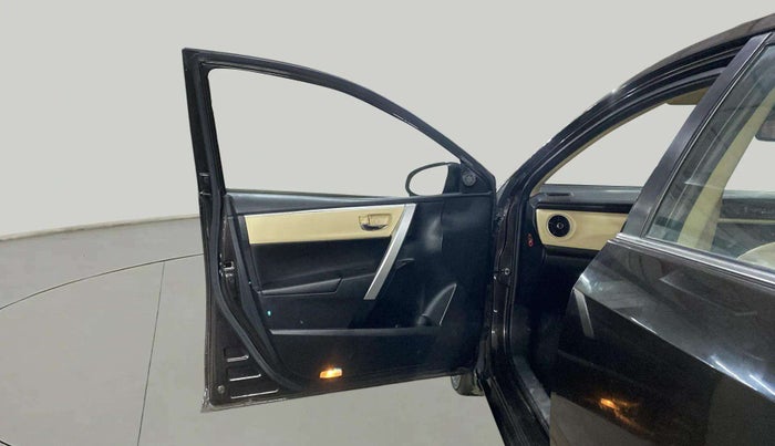 2018 Toyota Corolla Altis VL CVT PETROL, Petrol, Automatic, 52,020 km, LHS Front Door
