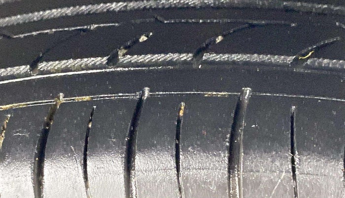 2014 Hyundai Grand i10 SPORTZ AT 1.2 KAPPA VTVT, Petrol, Automatic, 48,061 km, Left Rear Tyre Tread