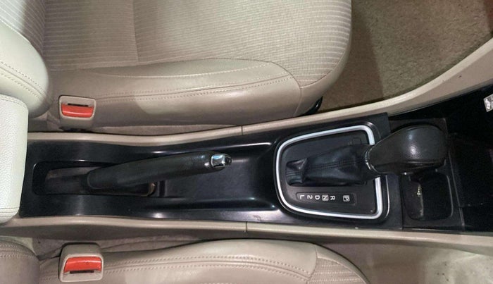 2015 Maruti Ciaz ZXI AT, Petrol, Automatic, 68,996 km, Gear Lever