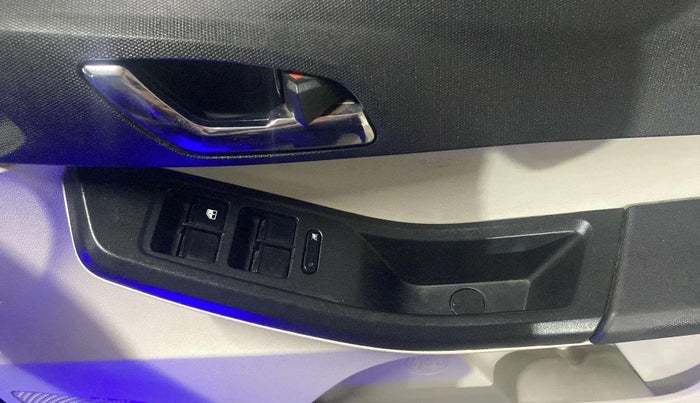 2022 Tata Tiago XZ PLUS CNG, CNG, Manual, 38,470 km, Driver Side Door Panels Control