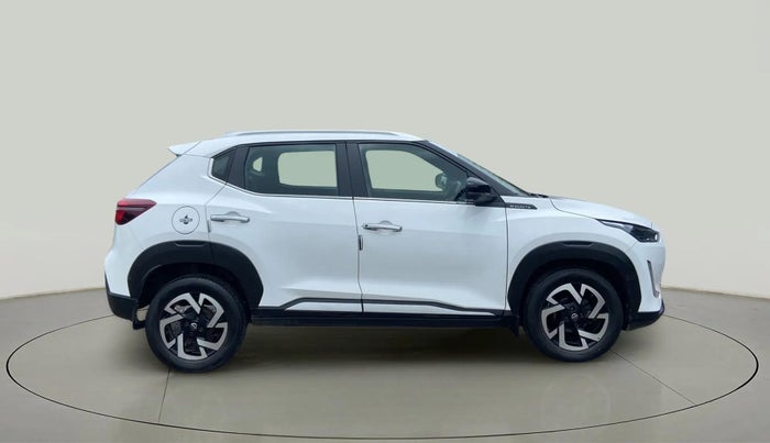 2022 Nissan MAGNITE XV PREMIUM TURBO CVT, Petrol, Automatic, 34,930 km, Right Side View