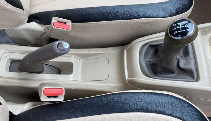 2021 Maruti Ertiga VXI CNG, CNG, Manual, 85,056 km, Gear Lever