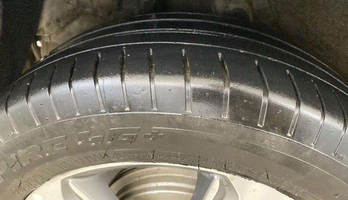 2019 Hyundai Verna 1.6 VTVT SX, Petrol, Manual, 90,336 km, Left Front Tyre Tread