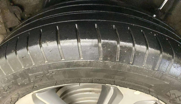 2019 Hyundai Verna 1.6 VTVT SX, Petrol, Manual, 90,336 km, Right Rear Tyre Tread