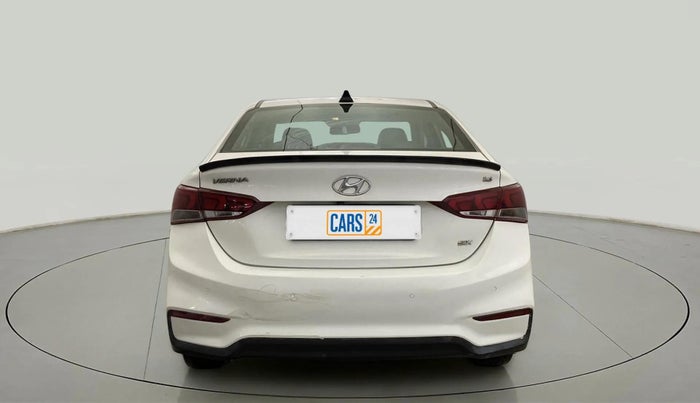 2019 Hyundai Verna 1.6 VTVT SX, Petrol, Manual, 90,336 km, Back/Rear