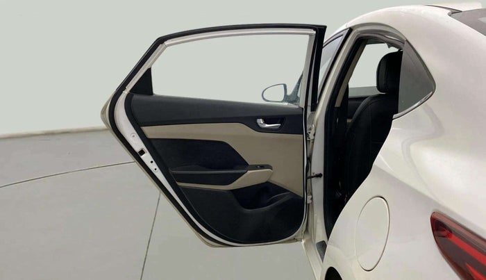 2019 Hyundai Verna 1.6 VTVT SX, Petrol, Manual, 90,336 km, LHS Rear Door