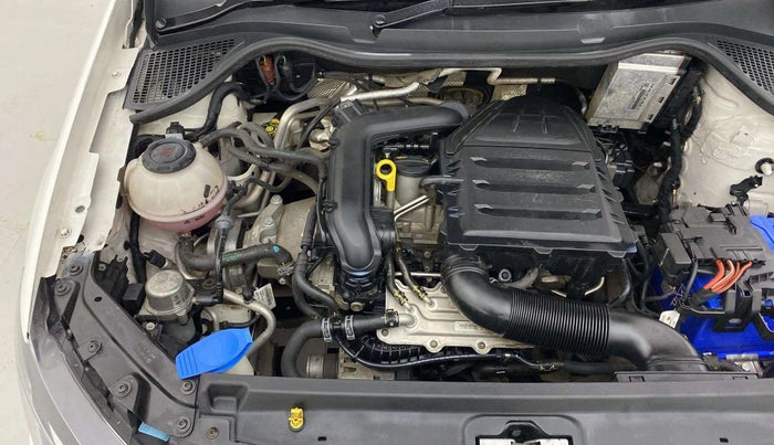 2020 Volkswagen Polo HIGHLINE PLUS 1.0L TSI, Petrol, Manual, 27,064 km, Engine View - Right