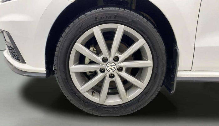 2020 Volkswagen Polo HIGHLINE PLUS 1.0L TSI, Petrol, Manual, 27,064 km, Left Front Wheel