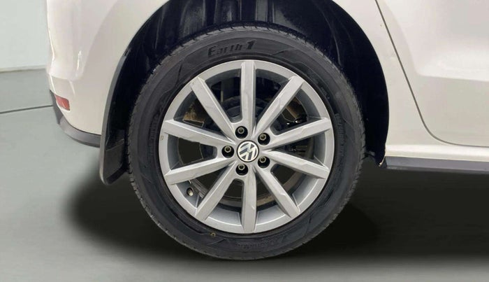 2020 Volkswagen Polo HIGHLINE PLUS 1.0L TSI, Petrol, Manual, 27,064 km, Right Rear Wheel