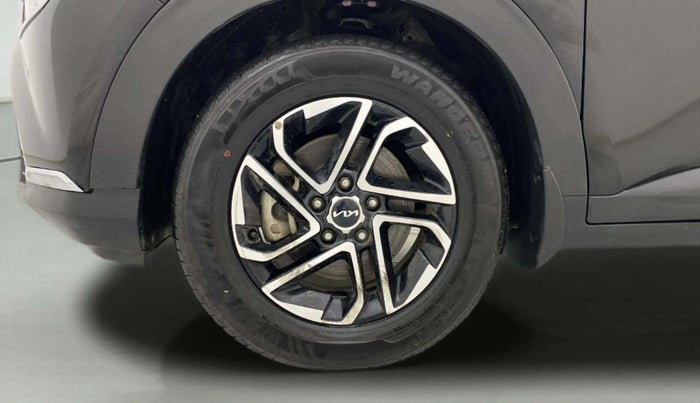 2022 KIA CARENS PRESTIGE PLUS 1.5 DIESEL 7 STR, Diesel, Manual, 60,887 km, Left Front Wheel