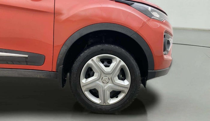 2022 Tata NEXON XMA SUNROOF PETROL, Petrol, Automatic, 18,491 km, Right Front Wheel