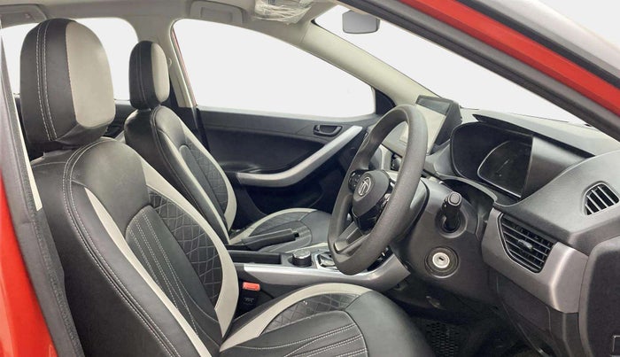 2022 Tata NEXON XMA SUNROOF PETROL, Petrol, Automatic, 18,491 km, Right Side Front Door Cabin